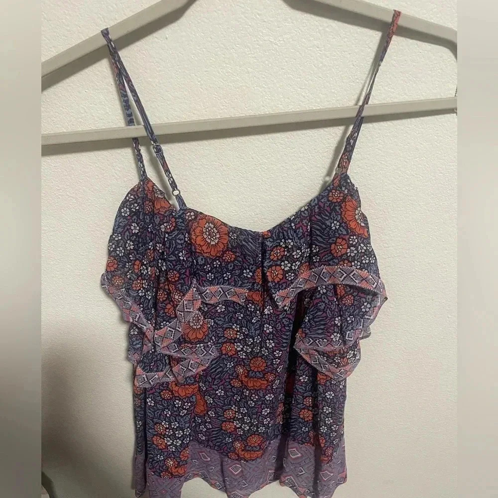 Joie Ghana Raspberry Silk Ruffle Tank S‎ - Picture 4 of 5